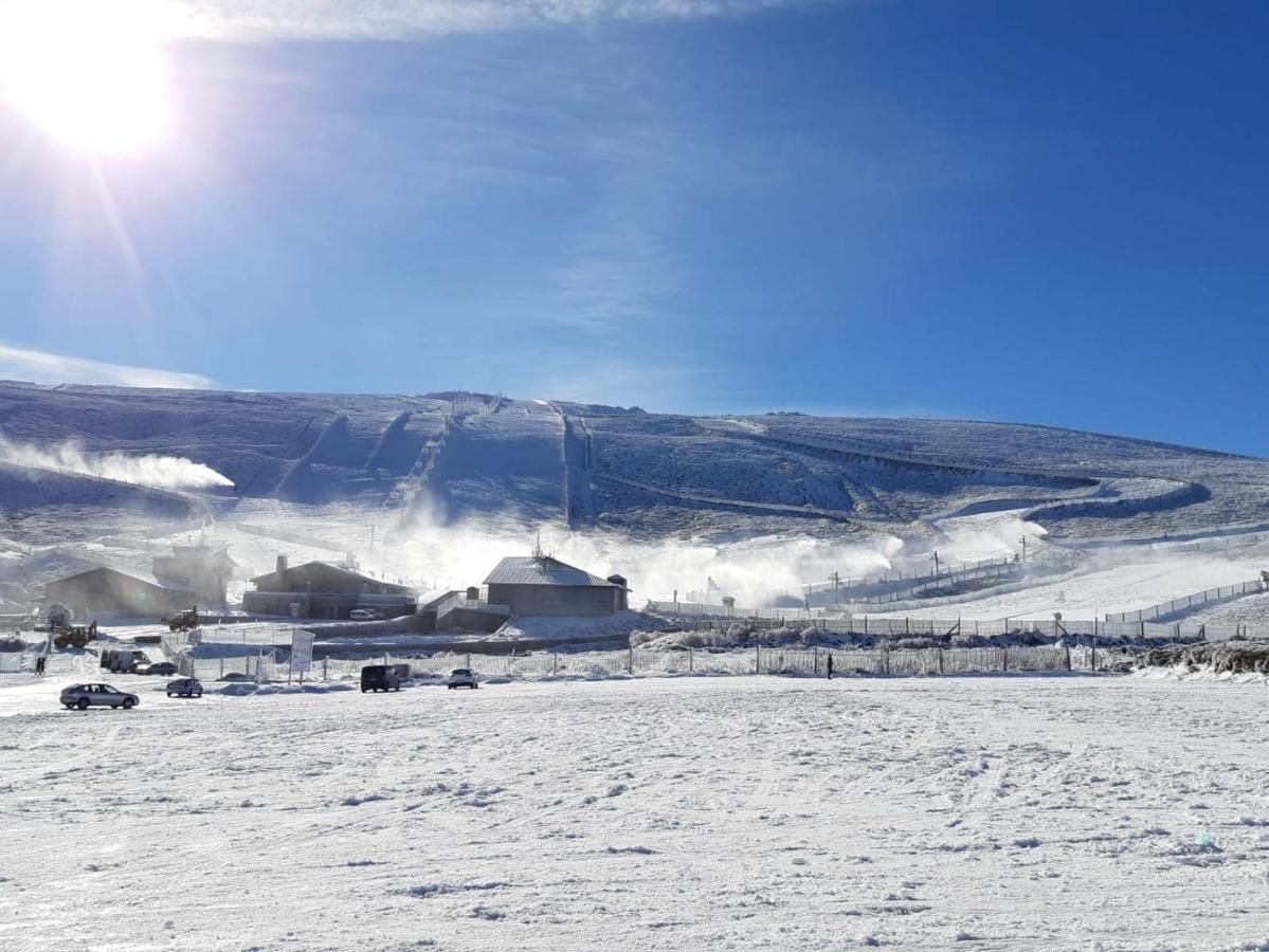 Apartamentos La Plazuela Banos De Montemayor Dış mekan fotoğraf